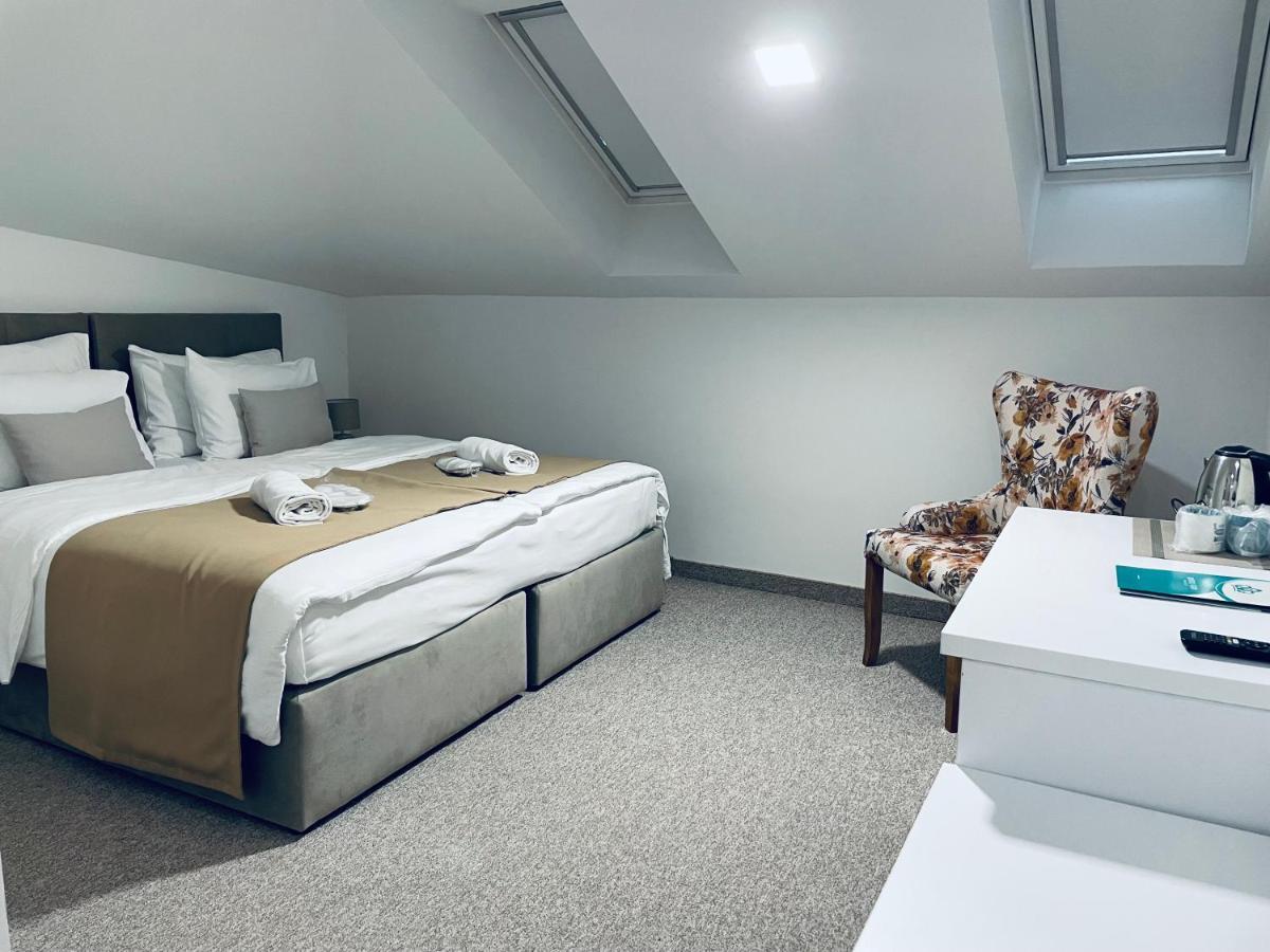 Hotel Vezir Palace ทราฟนิค ภายนอก รูปภาพ